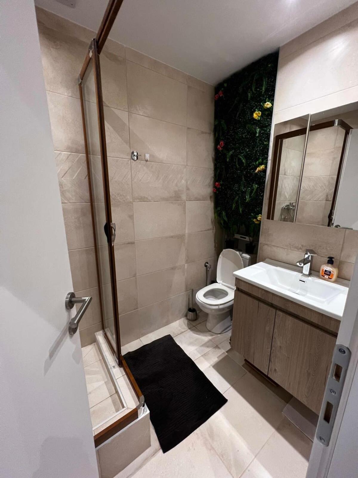 Cozy Modern Studio In Thessaloniki Apartment Ngoại thất bức ảnh